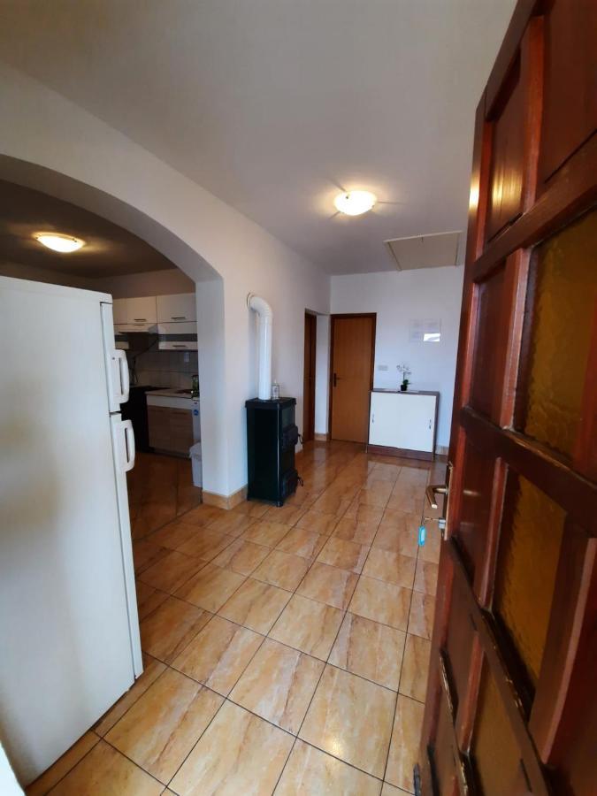 Anita Apartment Vir Exterior photo